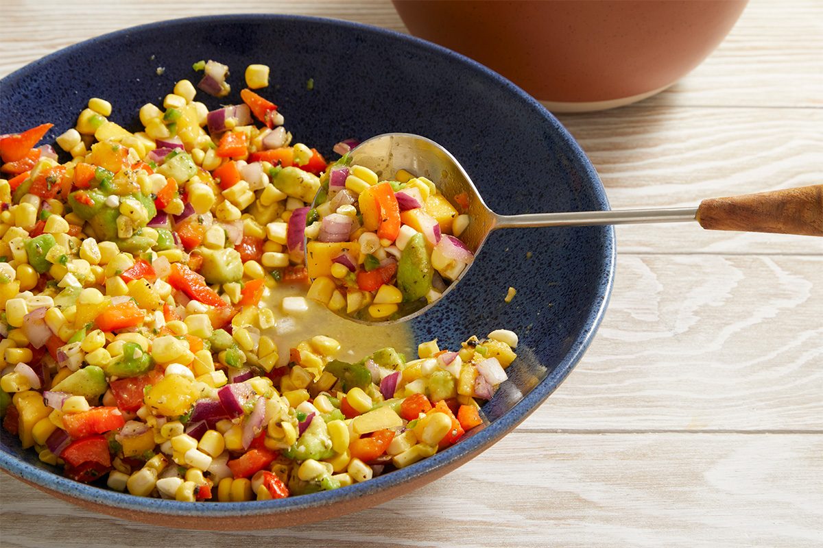 Avocado Corn Salsa Ft25 177930 Ac 0812 7