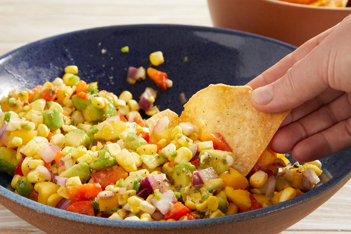 Avocado Corn Salsa Ft25 177930 Ac 0812 8