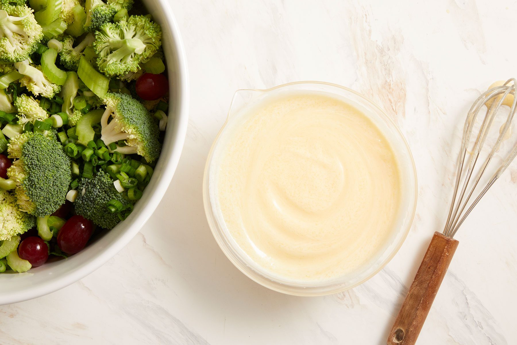 Combined some mayonnaise, sugar and vinegar in a small bowl.