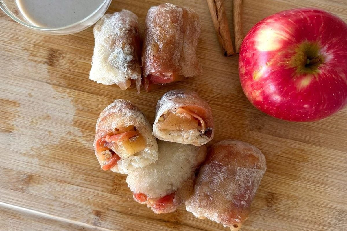 Apple Pie Sticky Rice Rolls