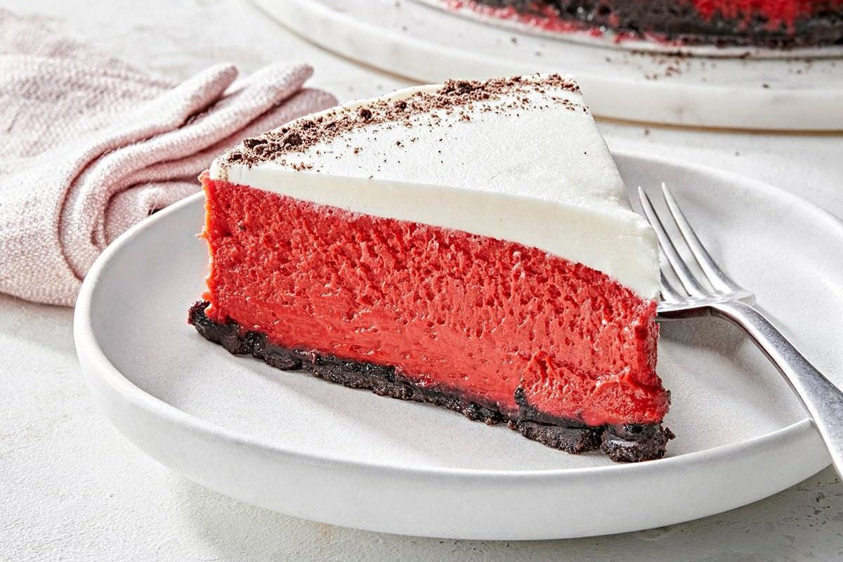Red Velvet Cheesecake Exps Tohwinter26 135184 Md P2 02 25 12b