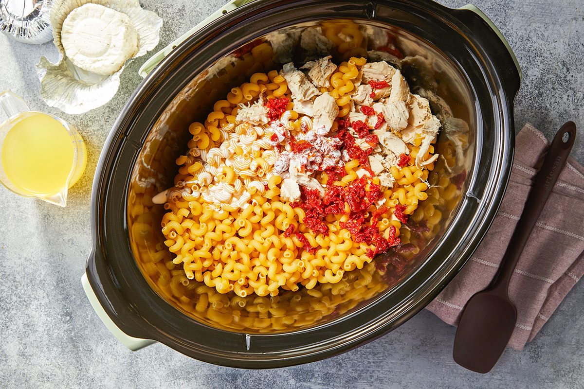 Slow Cooker Chicken Boursin Pasta Rc26 281093 Md P2 03 10 1b