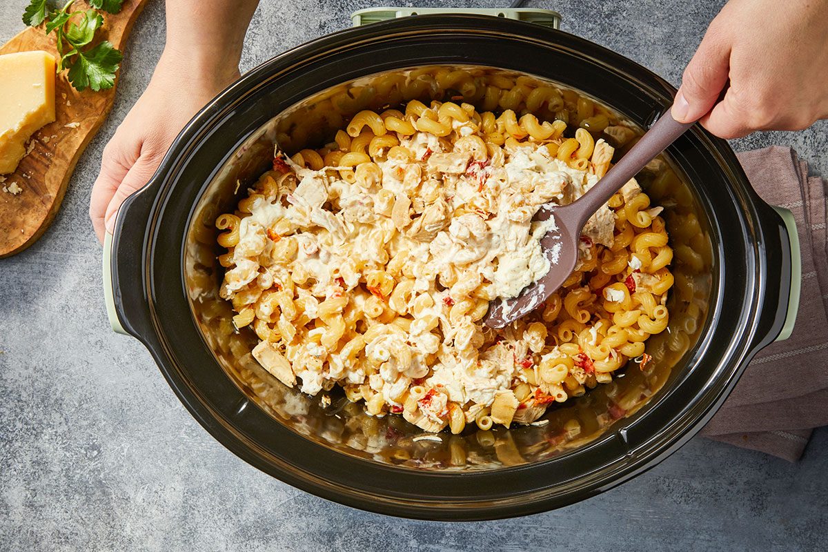 Slow Cooker Chicken Boursin Pasta Rc26 281093 Md P2 03 10 2b