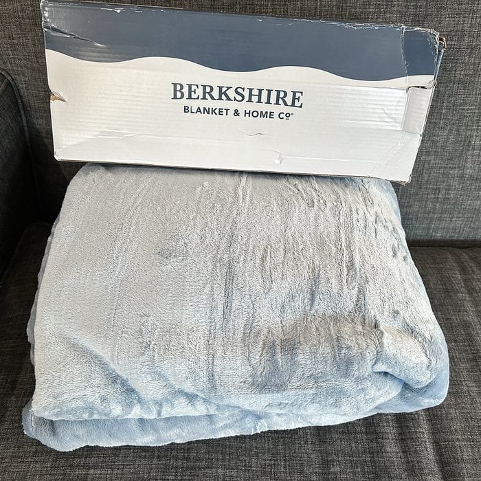 Berkshire Velvetloft Blanket