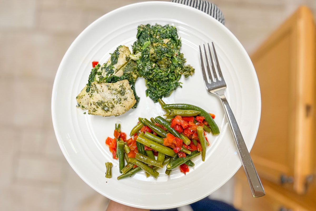 Pesto Mahi Mahi with Creamed Spinach & Italian Herb Green Beans