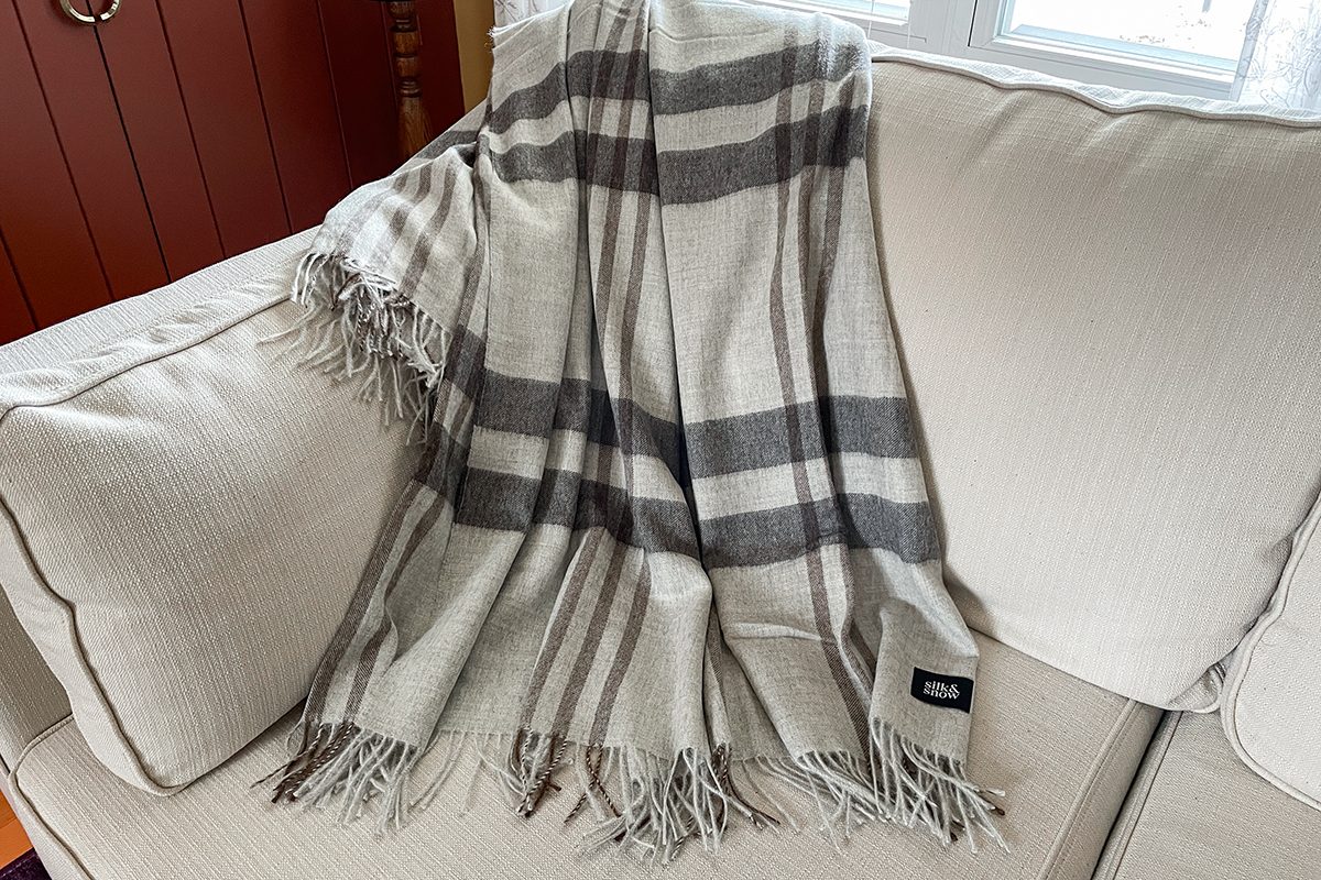 Silk & Snow Alpaca Wool Throw