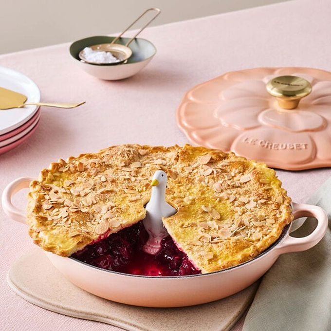 This Adorable Le Creuset Duck Pie Vent Le Creuset Duck Pie Vent Lecreuset.com M