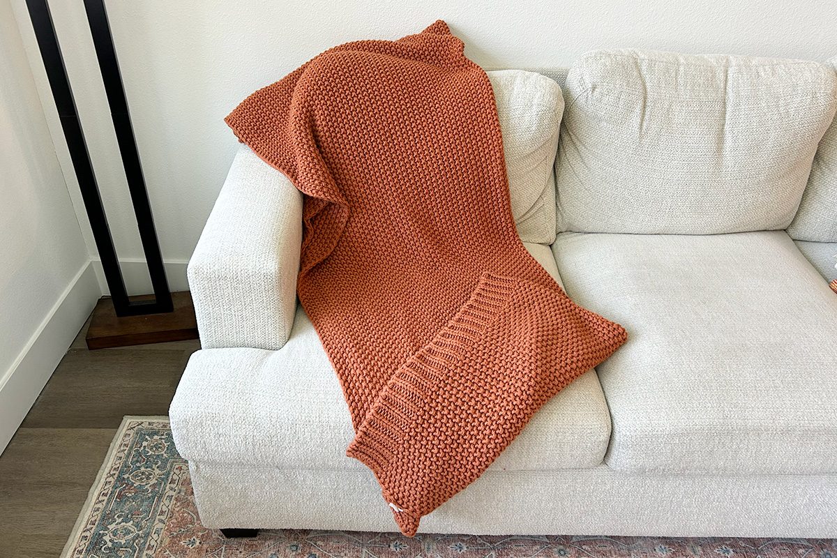 Toha26 Quince Fisherman Throw Blanket Madi Koetting 01 Ssedit