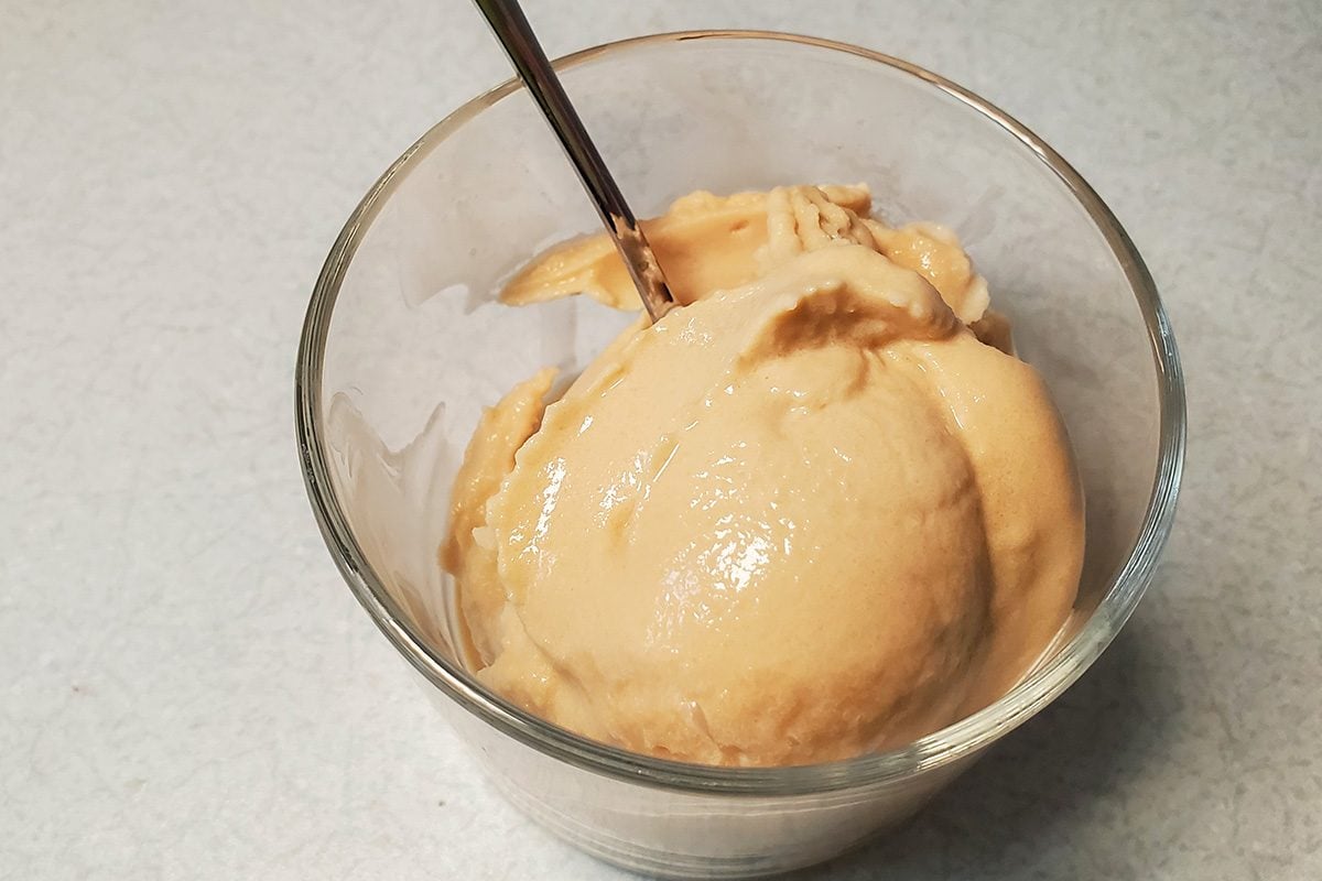 Tohd26 Frozen Yogurt Emily Way 03 Ssedit
