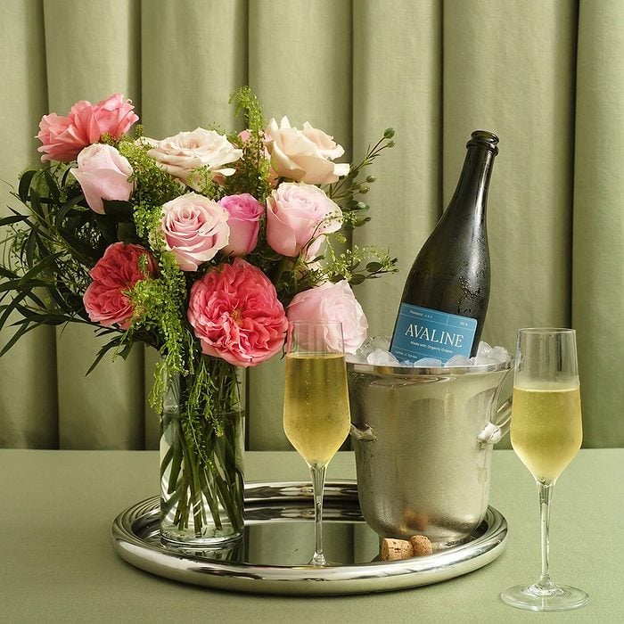 The Best Flowers For Mothers Day Pinkpour Via Urbanstems.com