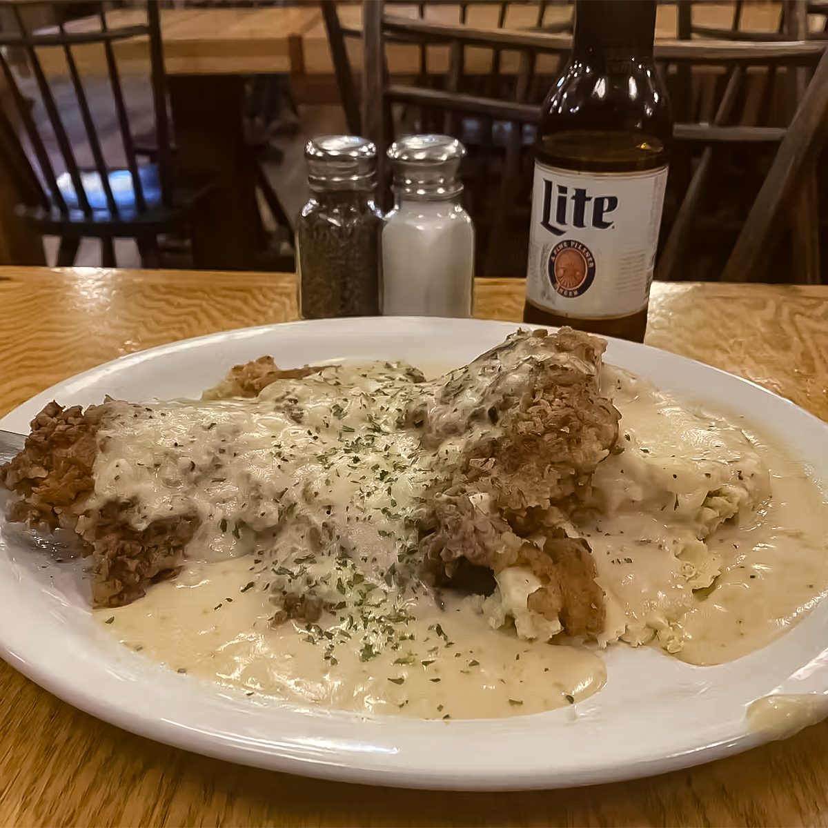 Hays House Restaurant And Tavern