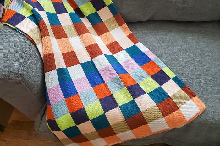 Toha26 Verloop Color Patch Throw Mary Henn 01 Ssedit