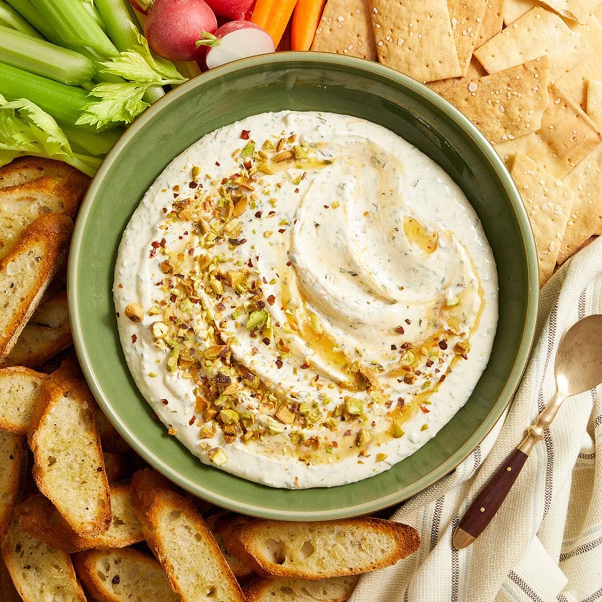 Whipped Goat Cheese Dip Exps Ft26 283188 Ac 0527 4
