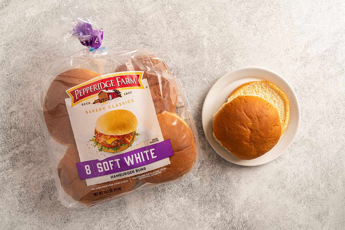 Best Burger Buns For A Barbecue Pepperidge Farm Kristina Vanni For Taste Of Home