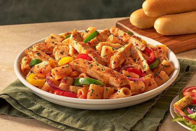 Spicy Chicken & Peppers Rigatoni