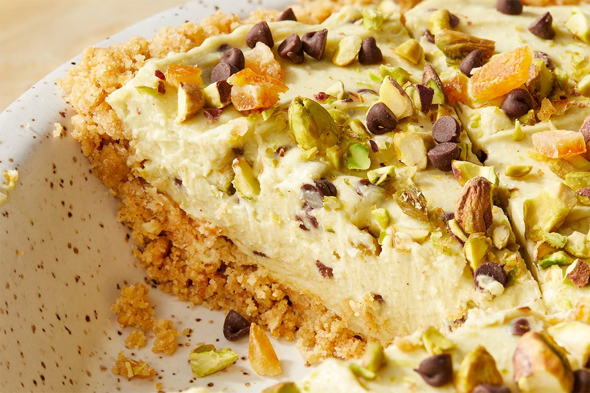 Pistachio Cannoli Pie Omb26 282849 Md P2 06 09 7b