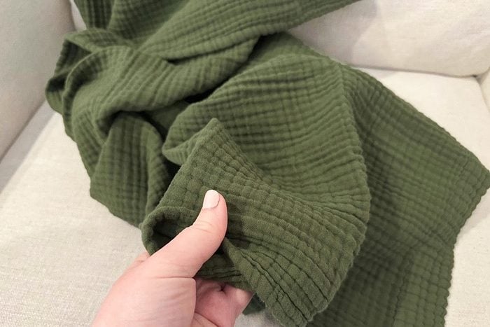 Bedsure 100% Cotton Muslin Throw