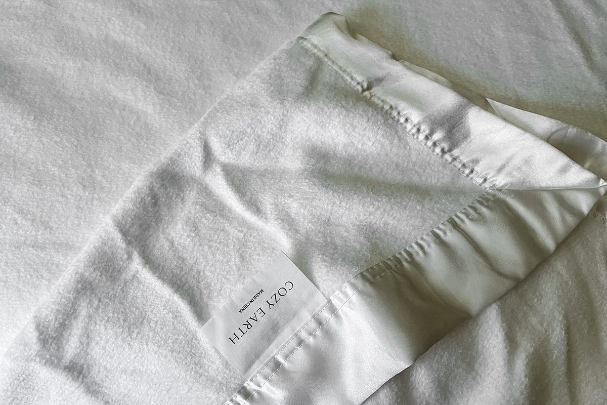 Cozy Earth Bamboo Blanket