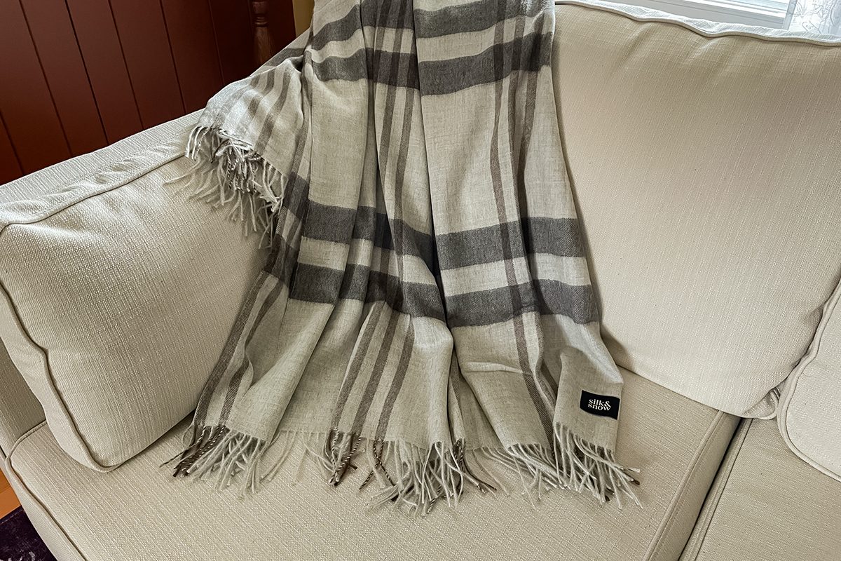 Silk & Snow Alpaca Wool Throw