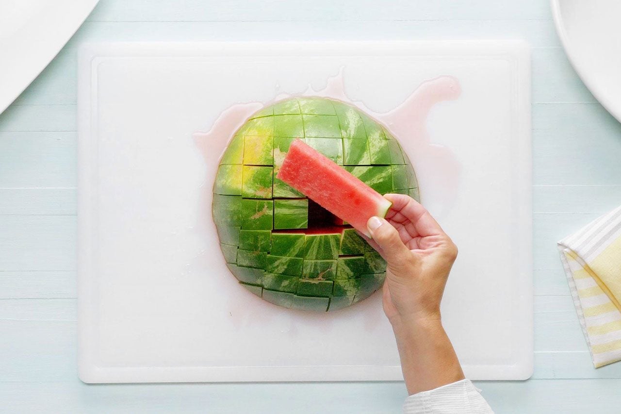 How To Cut A Watermelon 16 Tmb Studio Jvedit