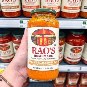 Raos Creamy Roasted Garlic Sauce