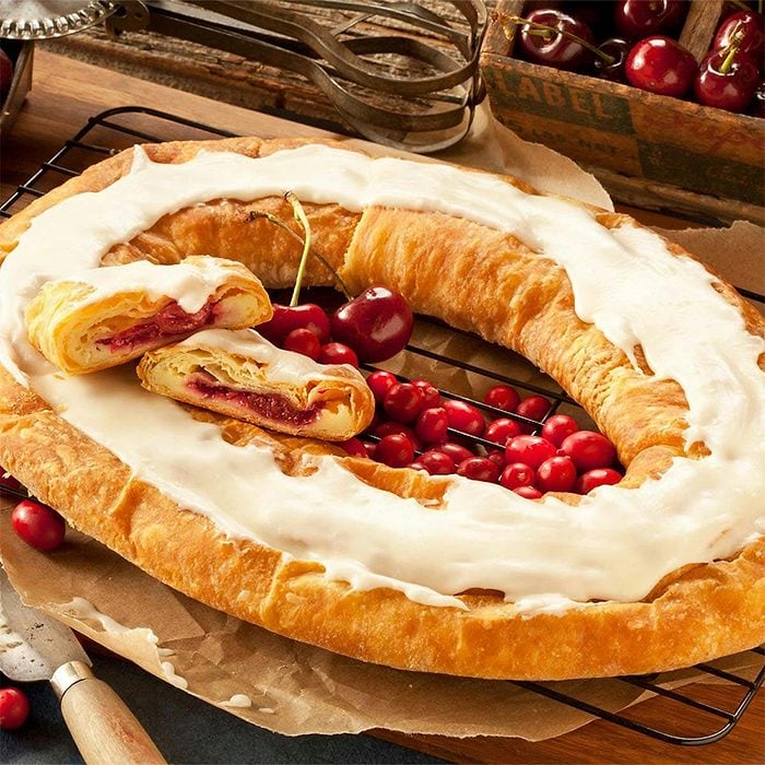 Choose Your Own Kringle Via Goldbelly.com