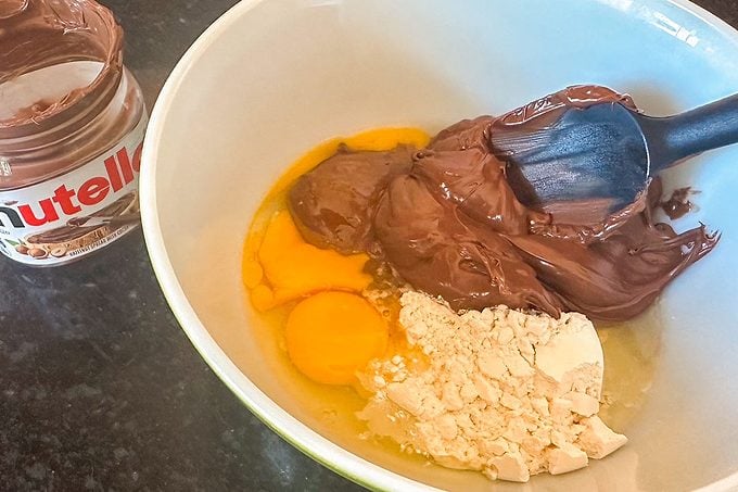 I Tried The 3 Ingredient Nutella Brownies Nutella Brownies 1 Lindsay Parrill For Taste Of Home
