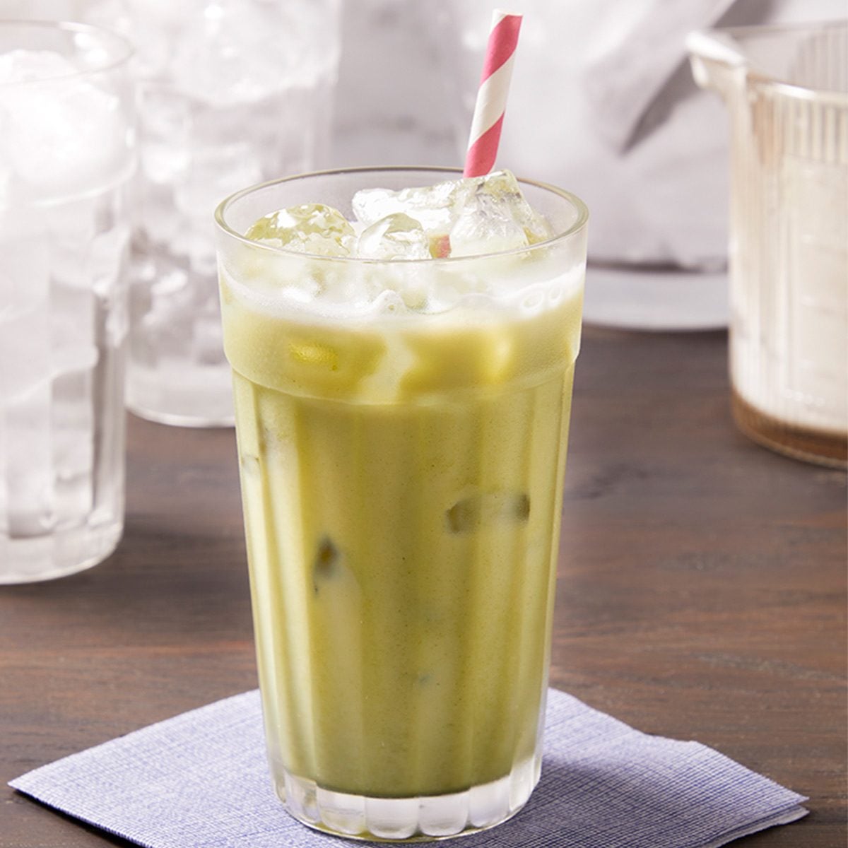 Iced Matcha Latte Ft26 283179 Jr 0728 4 Ft