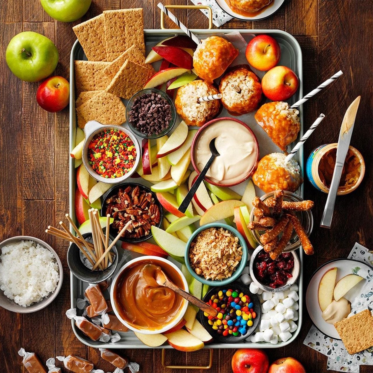 The Best Apple Recipe For Your Zodiac Sign Exps Bbz22 Pu6121 P3 Md 06 23 1b