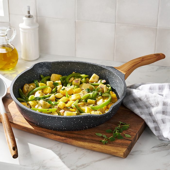 The Pioneer Woman Prairie Signature Cast Aluminum 12 Inch Fry Pan Via Walmart.com 01