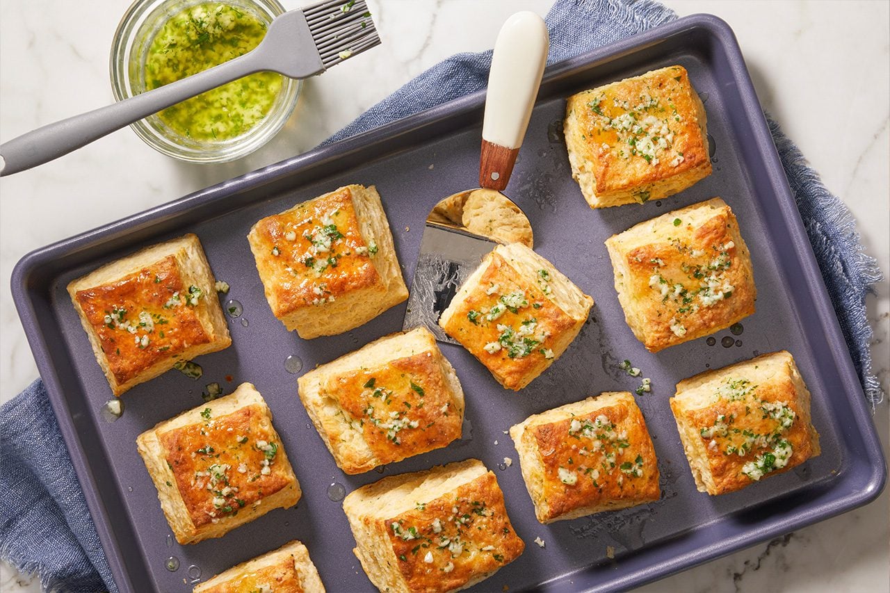 Garlic Bread Biscuits Ft26 283809 Jr 0909 5