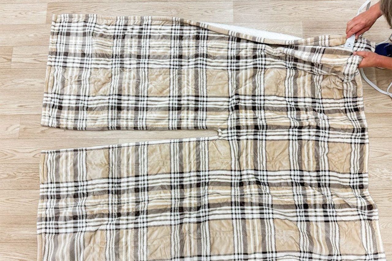 Toha26 Comfort Spaces Electric Blanket Shawl 02 Ssedit