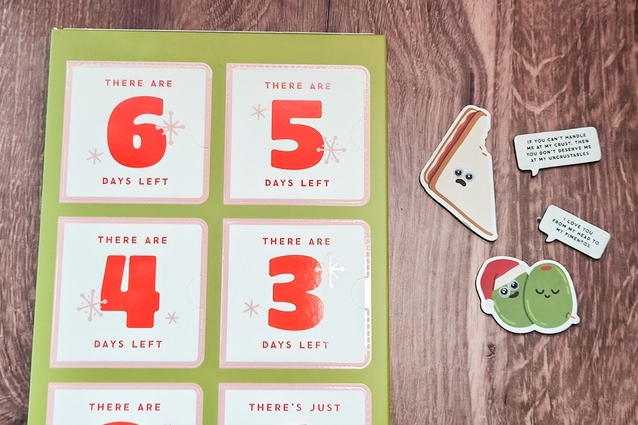 A countdown calendar shows 6, 5, 4, and 3 days left. Next to it are cute cartoon stickers of a pizza slice and two green veggies with speech bubbles on a wooden surface.
