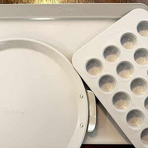 Tohd26 Tested Caraways New Bakeware Line  Mary Henn 04 Atedit Ft